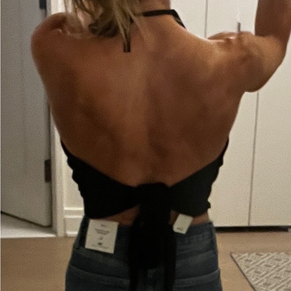 Wilfred Black cropped halter, tie back - Picture 2 of 14
